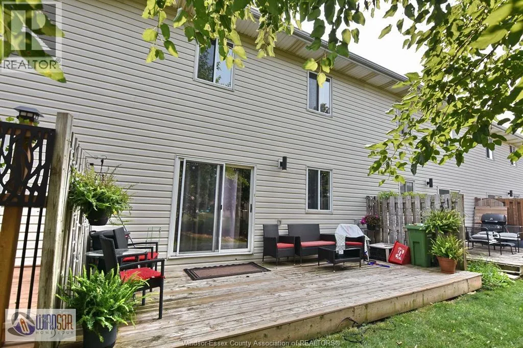 1277 CARDINAL CRESCENT