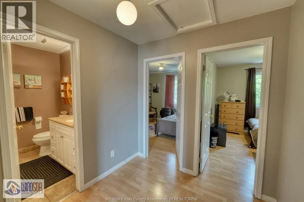 1277 CARDINAL CRESCENT