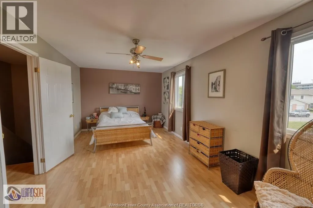 1277 CARDINAL CRESCENT