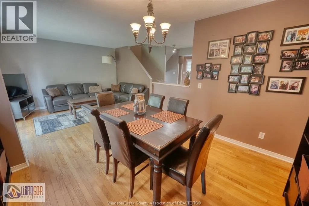 1277 CARDINAL CRESCENT