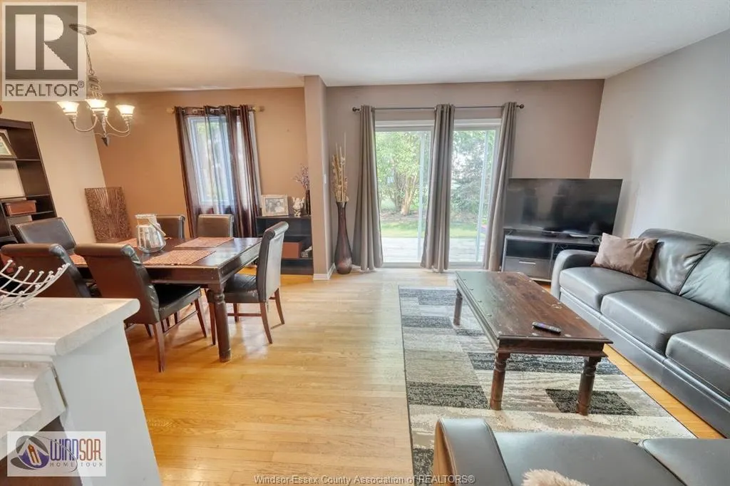 1277 CARDINAL CRESCENT