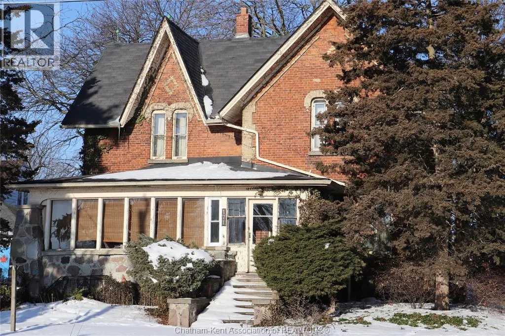 171 Talbot STREET West