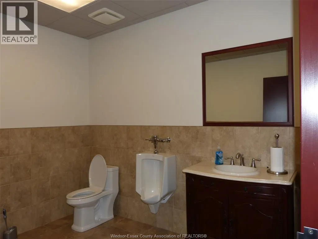 22 TALBOT WEST Unit# 2ND LEVEL