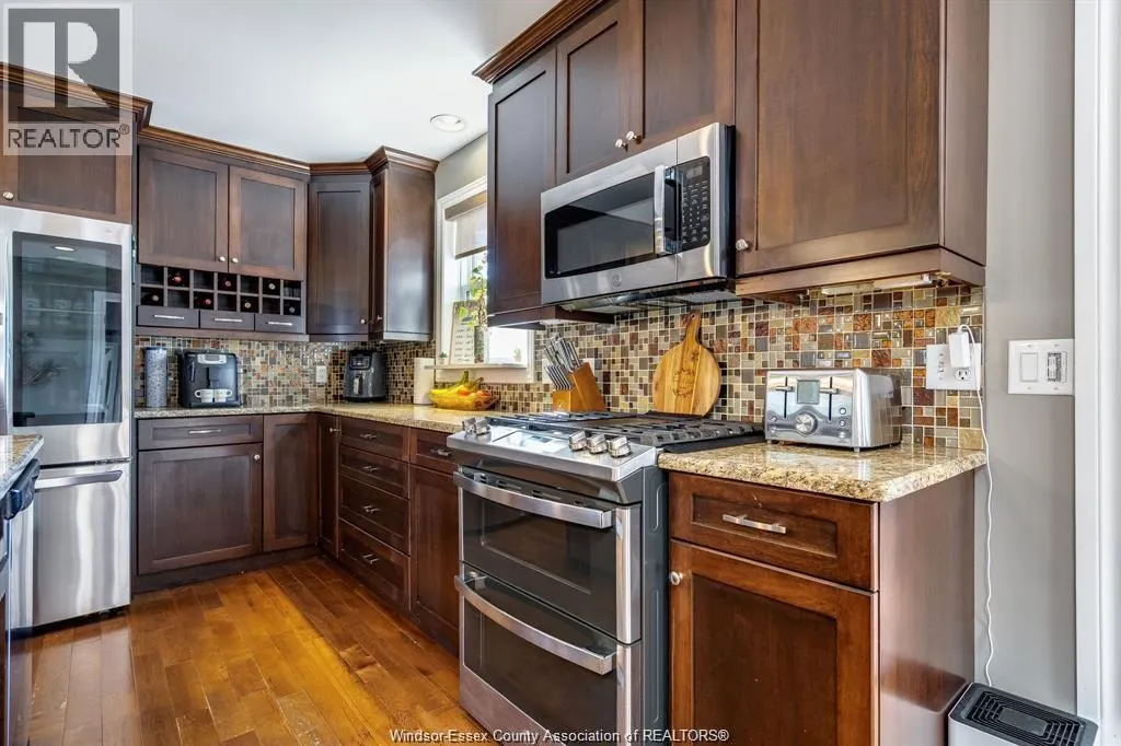 1631 CHERRYWOOD DRIVE