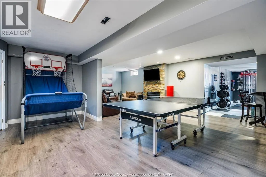 1631 CHERRYWOOD DRIVE