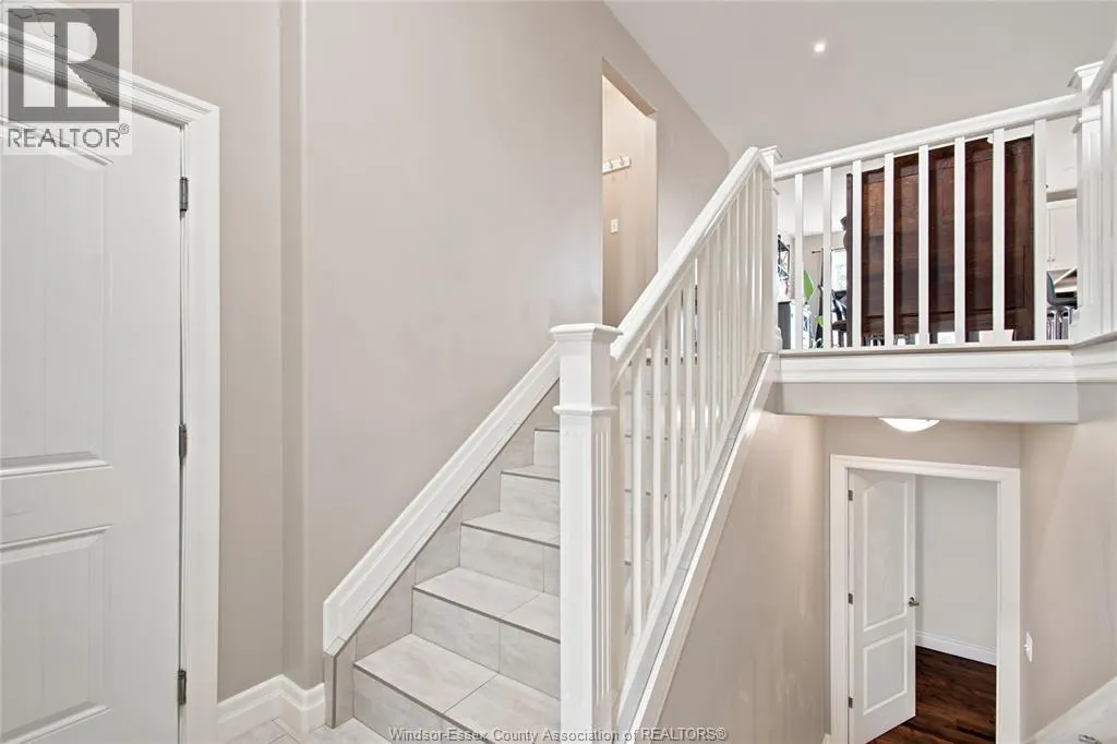 6 JOANEY LANE