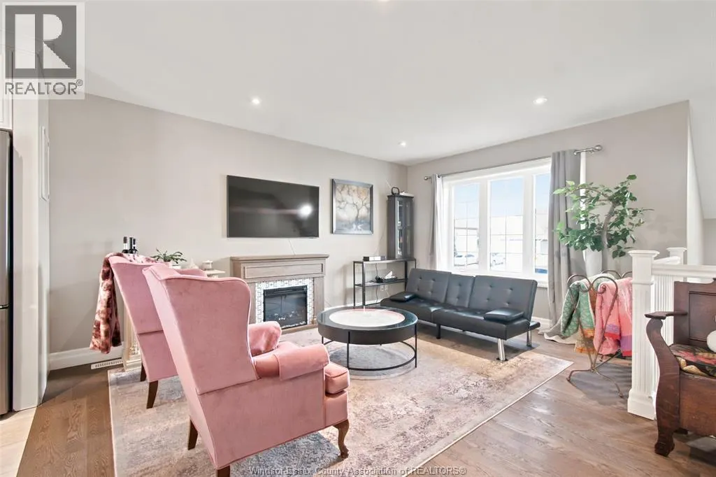 6 JOANEY LANE