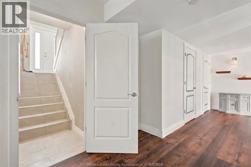 6 JOANEY LANE