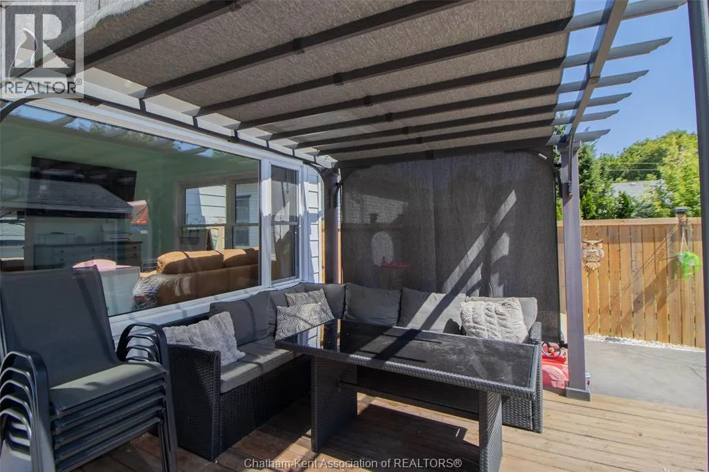 16 Sheldon AVENUE