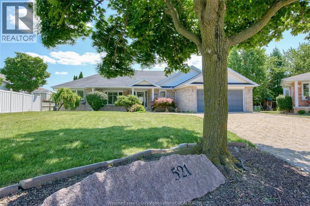 521 ROYAL RIDGE CRESCENT