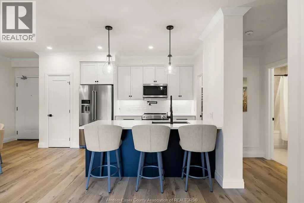 1740 SPRUCEWOOD Unit# 203