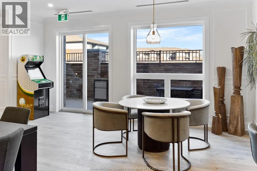 1740 SPRUCEWOOD Unit# 203