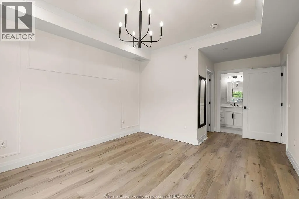 1740 SPRUCEWOOD Unit# 203