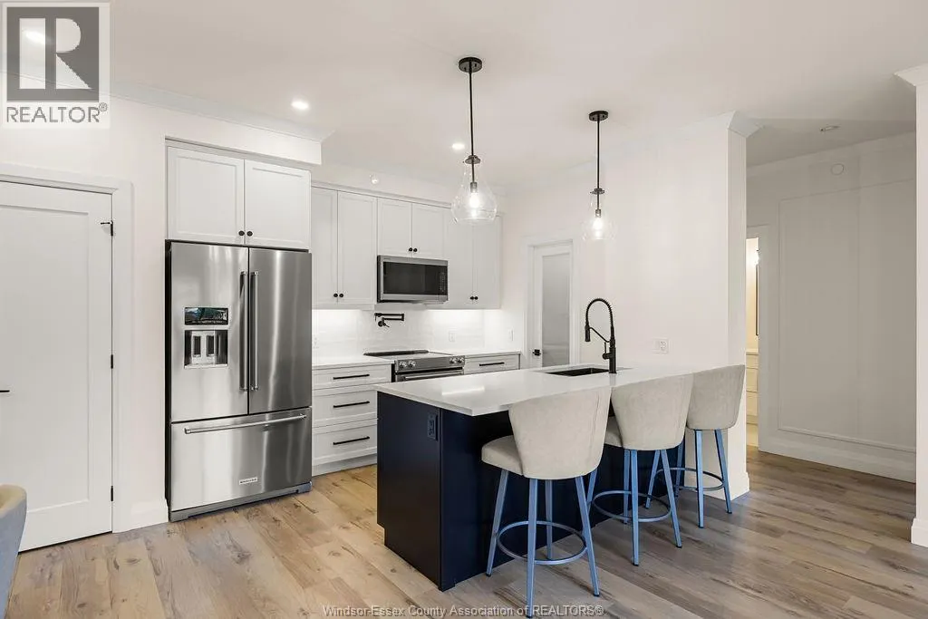1740 SPRUCEWOOD Unit# 203