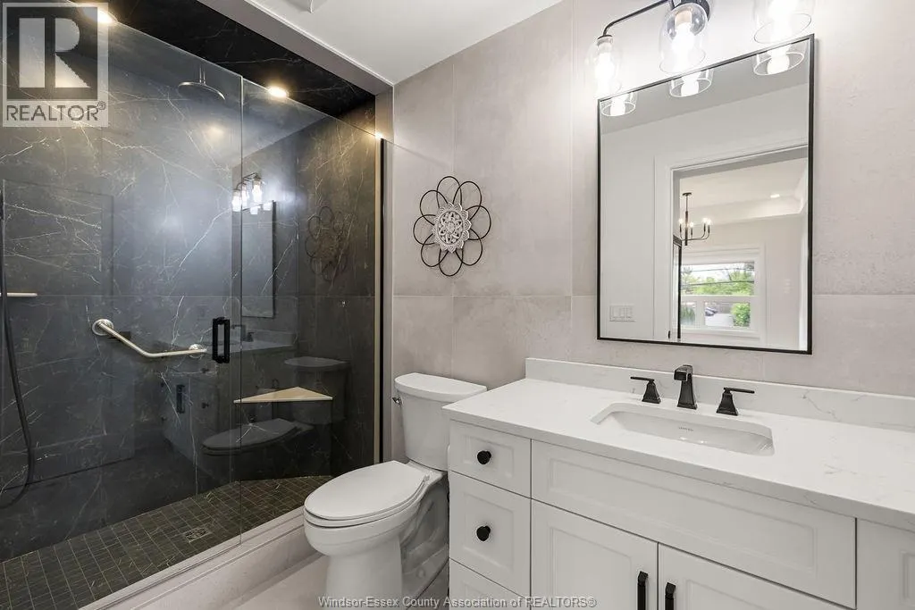 1740 SPRUCEWOOD Unit# 203
