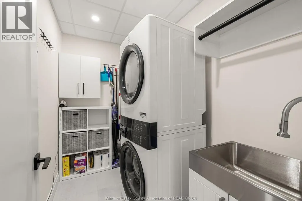 1740 SPRUCEWOOD Unit# 203