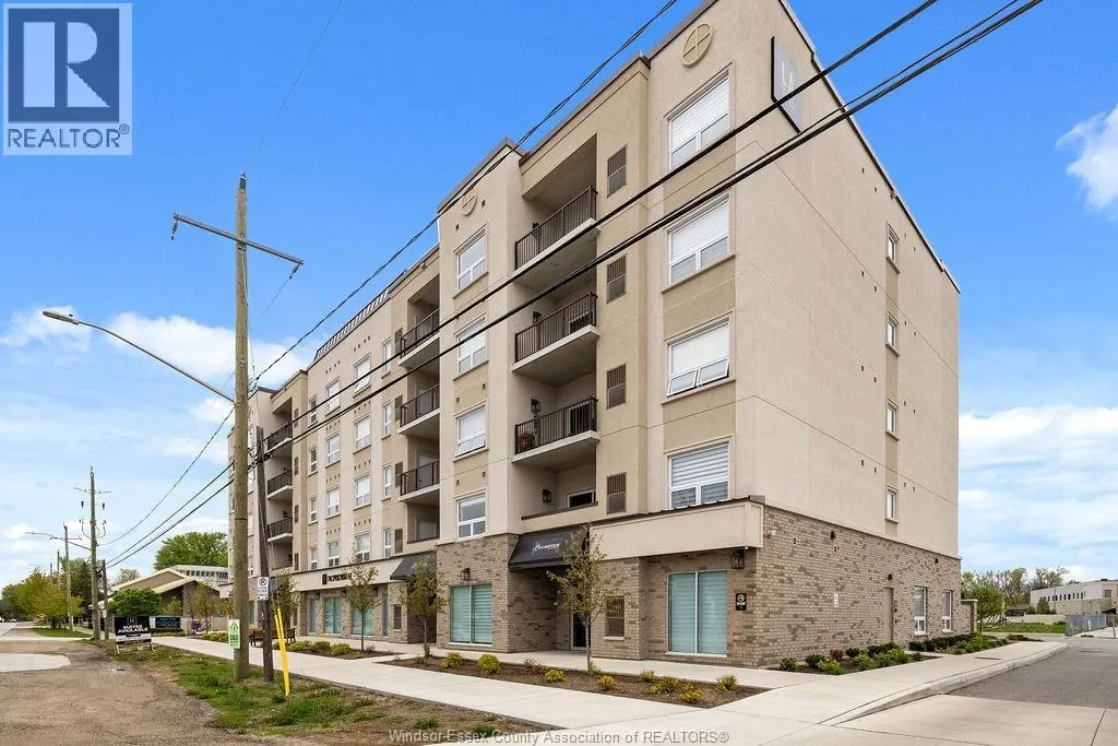 1740 SPRUCEWOOD Unit# 203