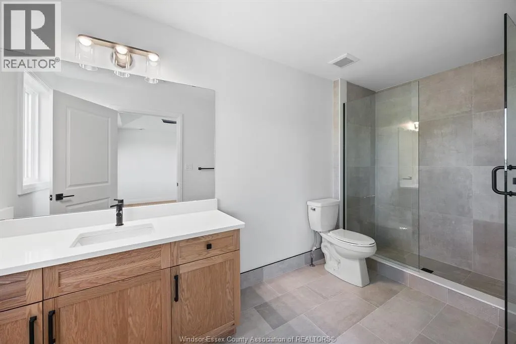 111 ERIE ISLE COURT