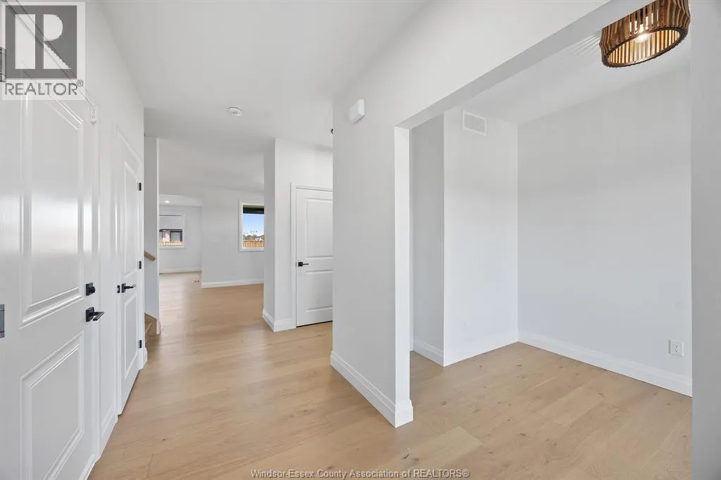 111 ERIE ISLE COURT