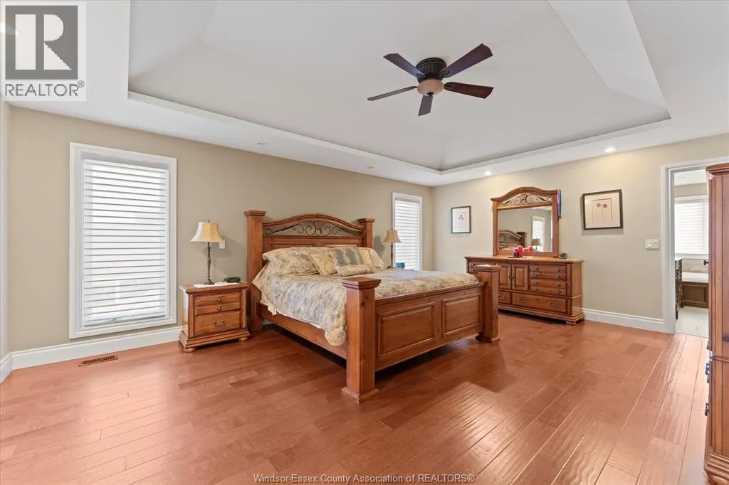 1108 REGENCY CRESCENT