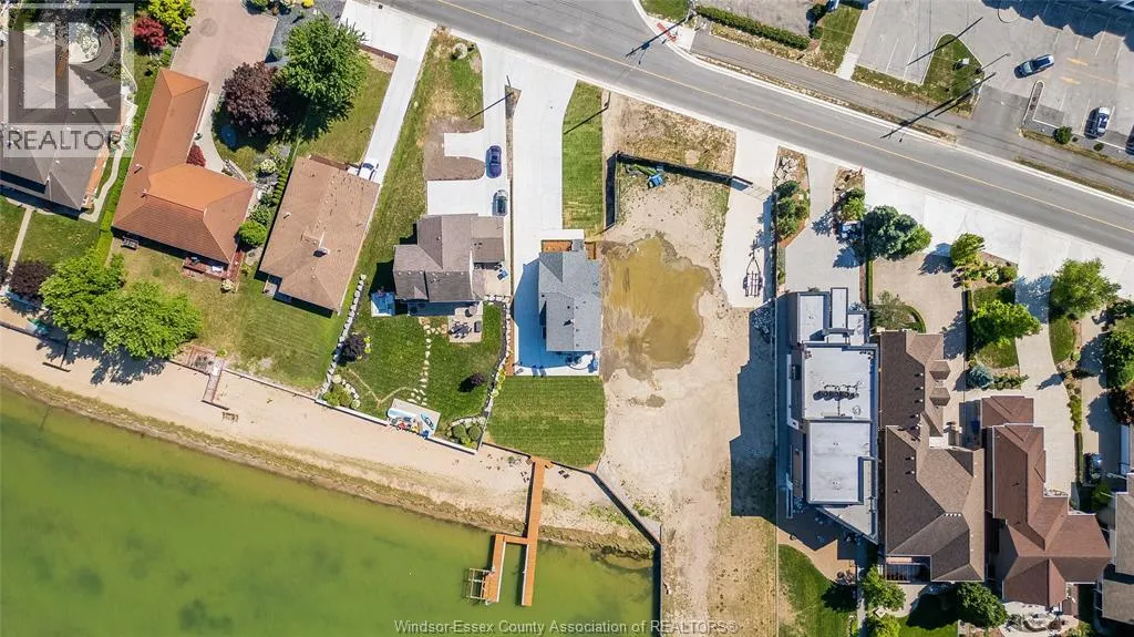 13902 RIVERSIDE DRIVE