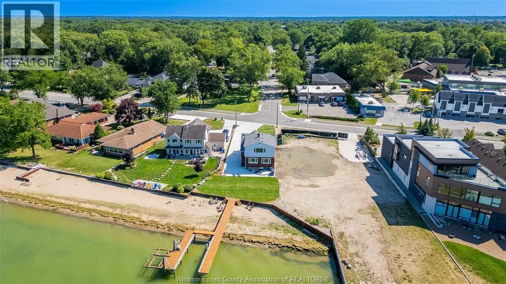 13902 RIVERSIDE DRIVE