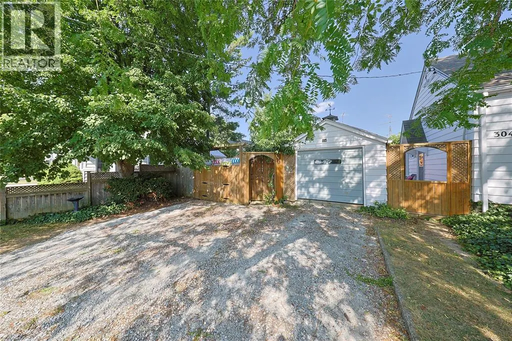 304 LORNE AVENUE