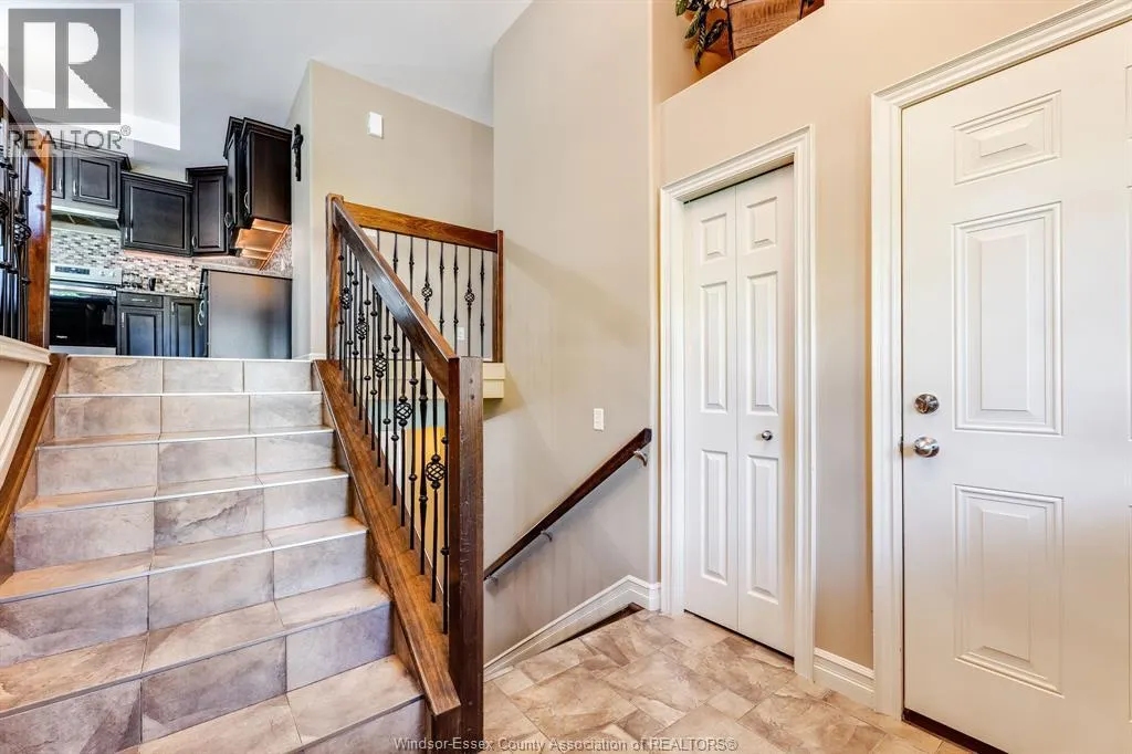 211 Dieppe CRESCENT