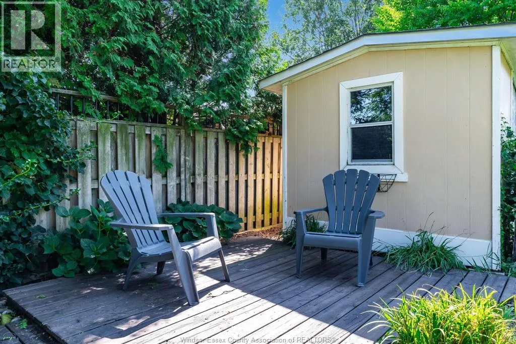 211 Dieppe CRESCENT
