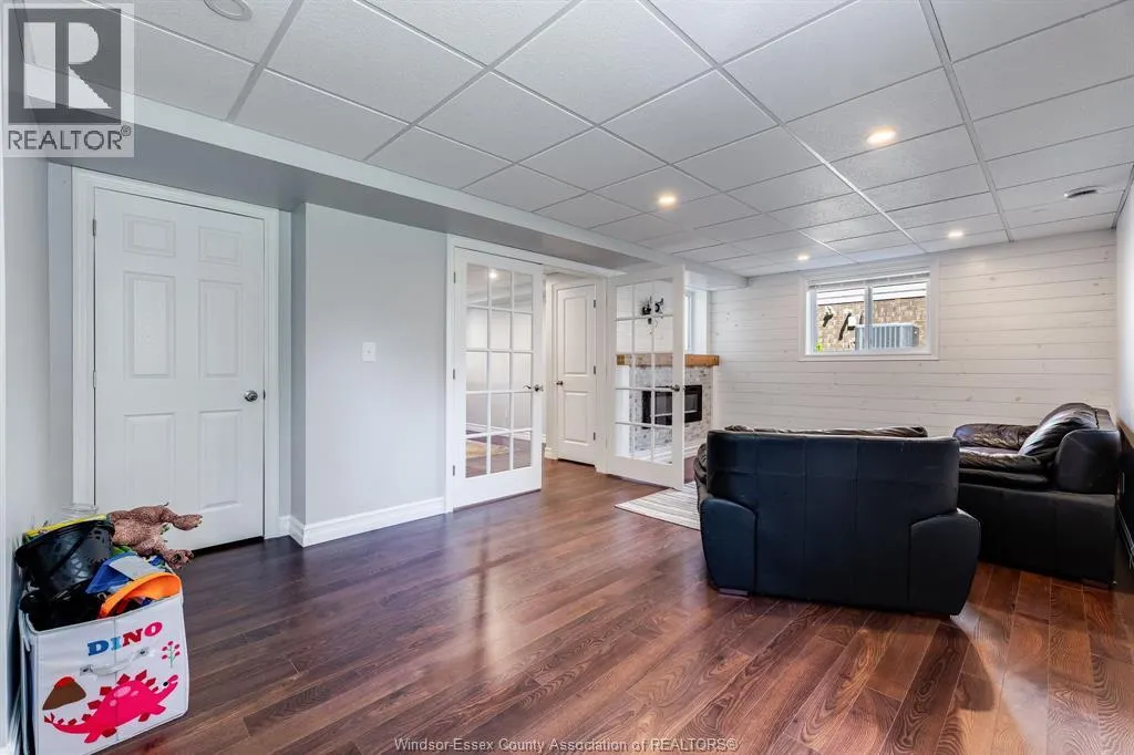 211 Dieppe CRESCENT