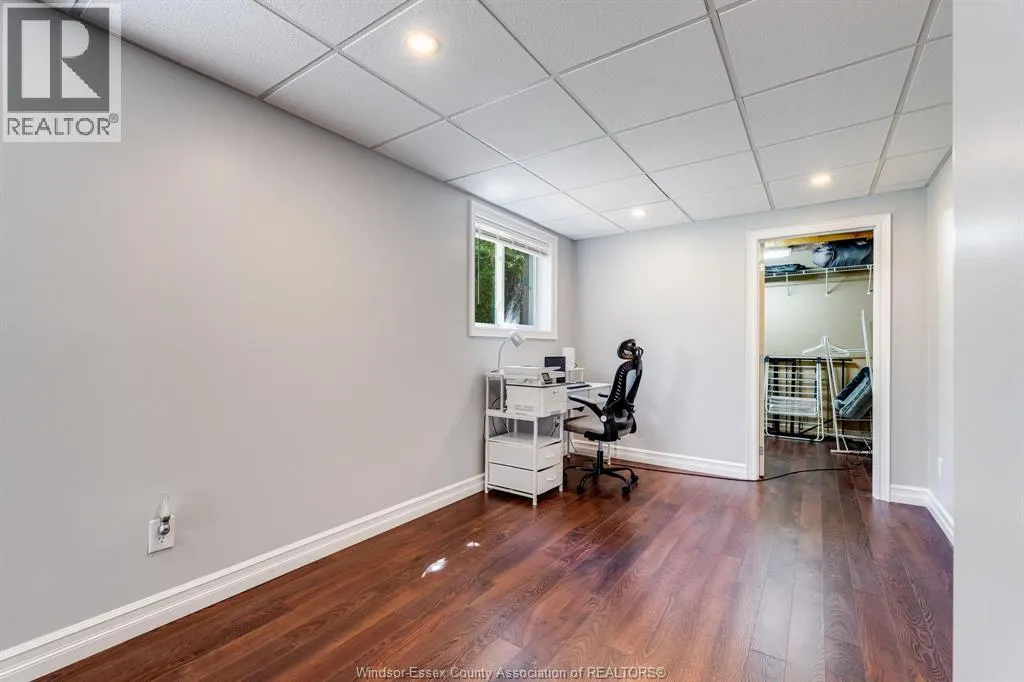 211 Dieppe CRESCENT