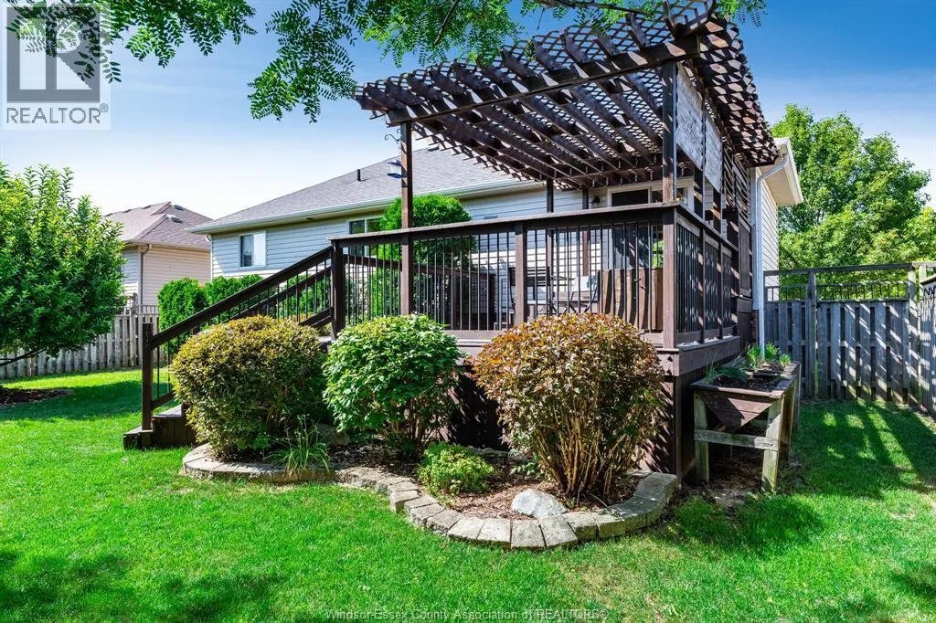 211 Dieppe CRESCENT