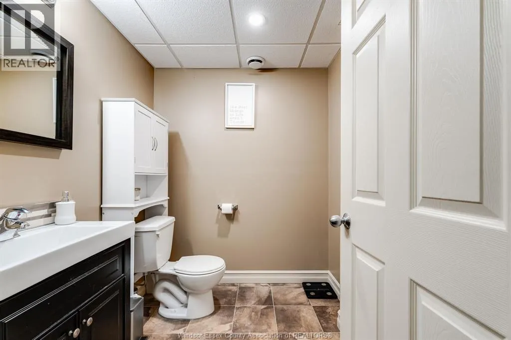 211 Dieppe CRESCENT