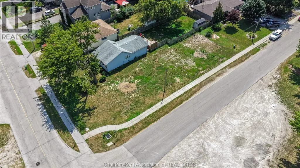 6415 ST CLAIR ROAD