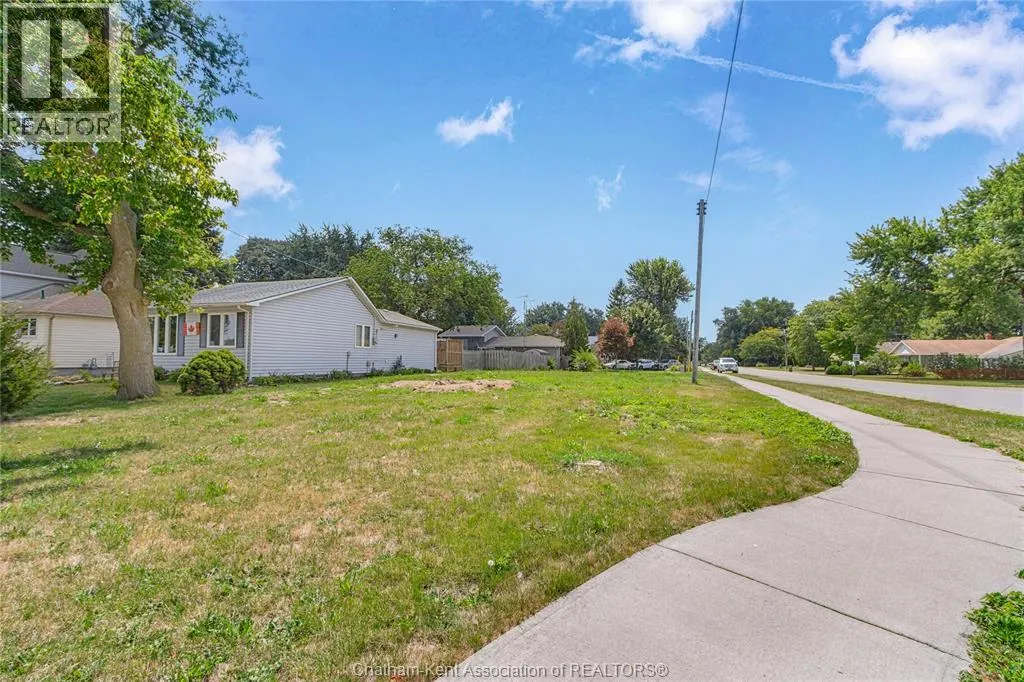 6415 ST CLAIR ROAD