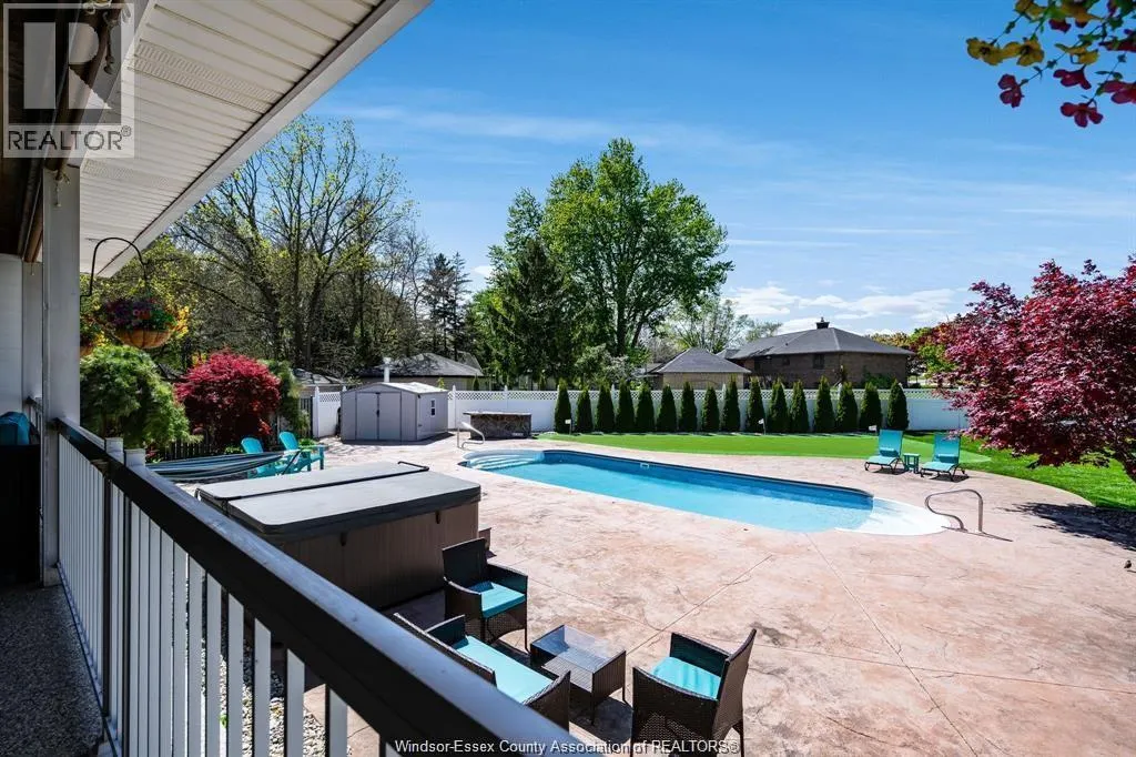 986 PORRONE DRIVE