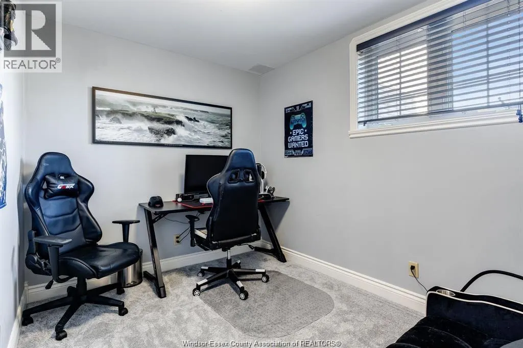 986 PORRONE DRIVE
