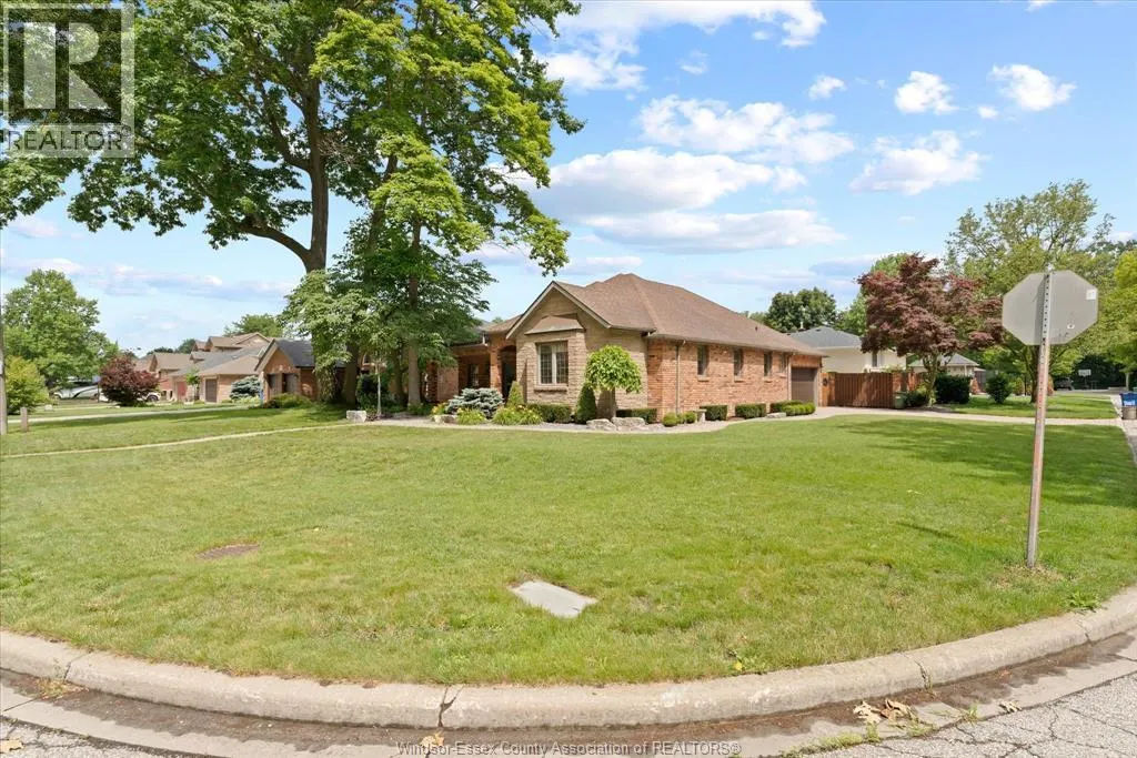 2198 SUZANNE STREET