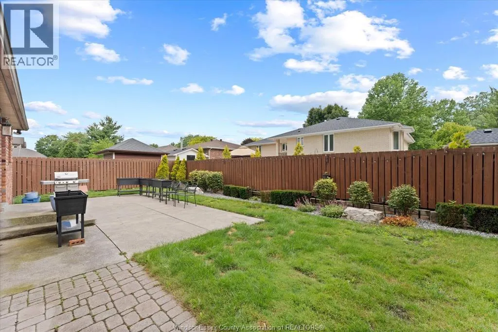 2198 SUZANNE STREET
