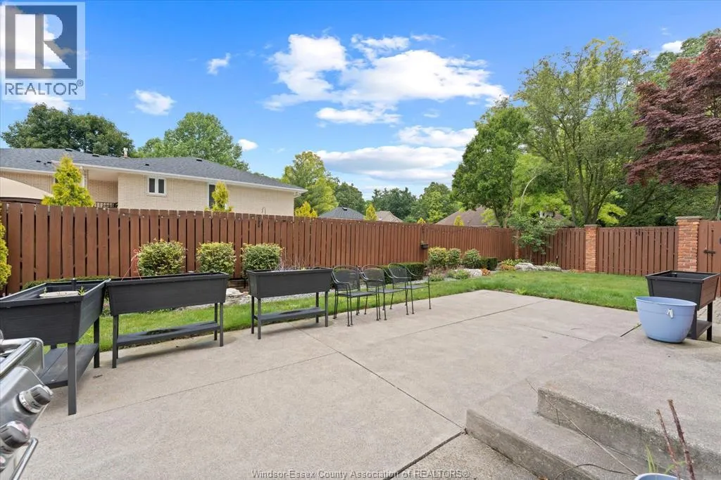 2198 SUZANNE STREET