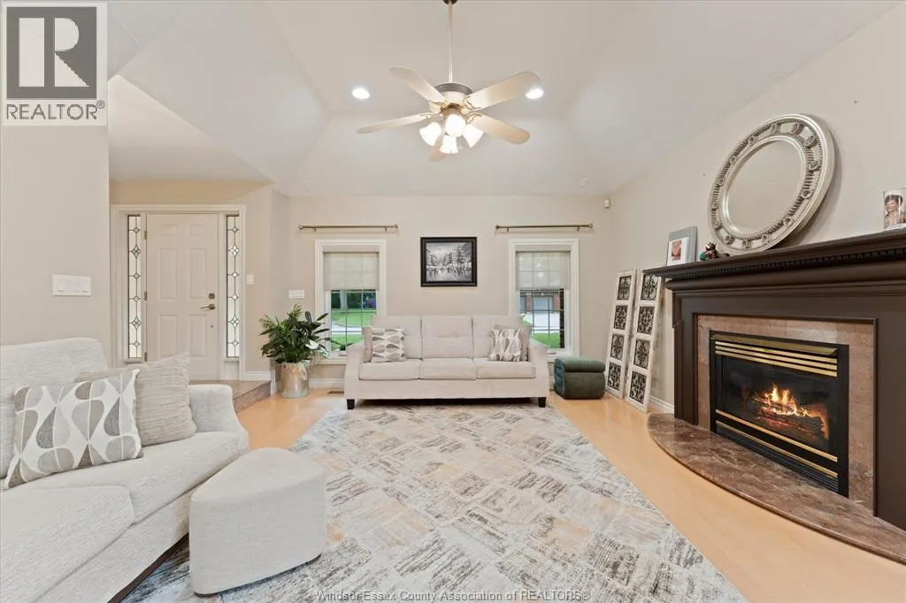 2198 SUZANNE STREET