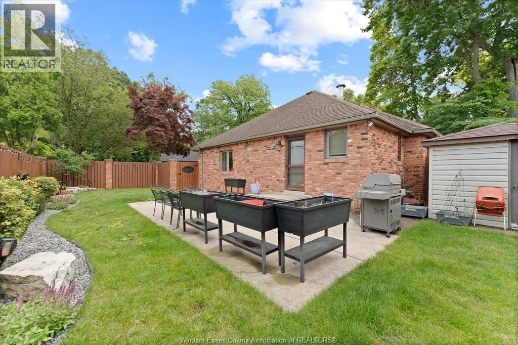 2198 SUZANNE STREET