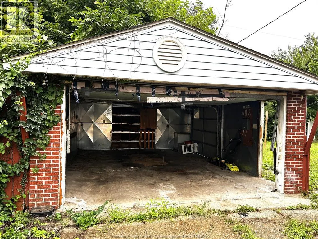 3615 Longfellow