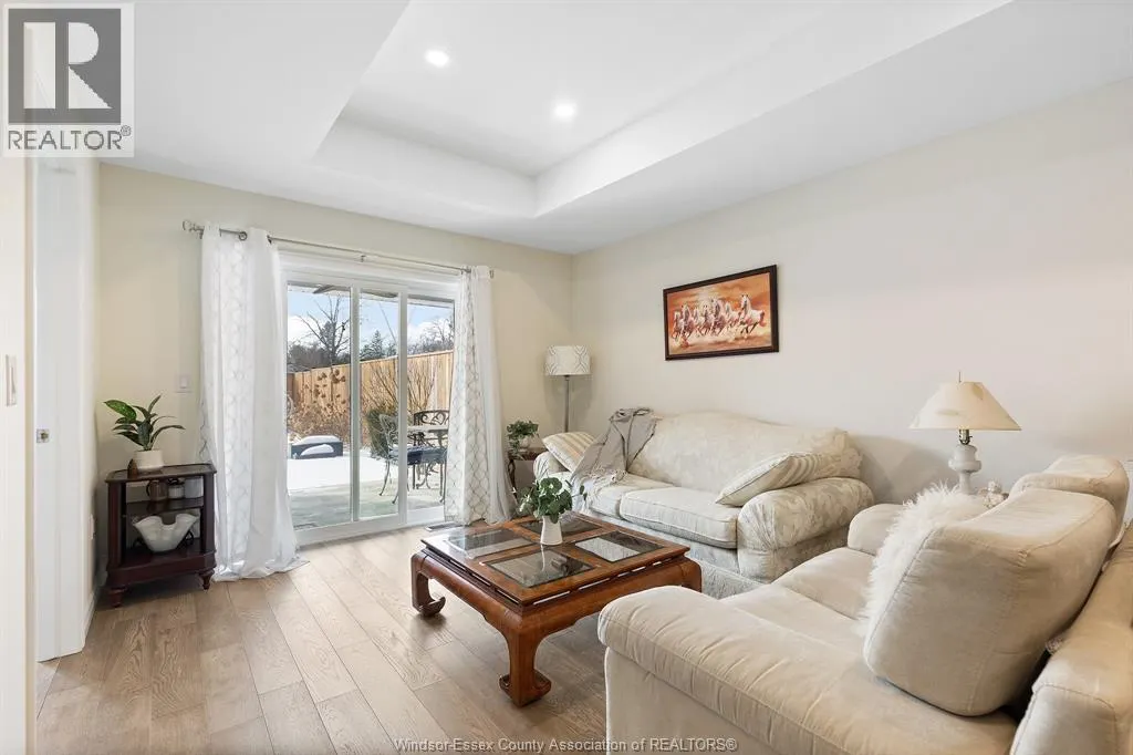 117 ARTHUR STREET North