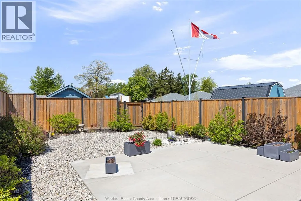 117 ARTHUR STREET North