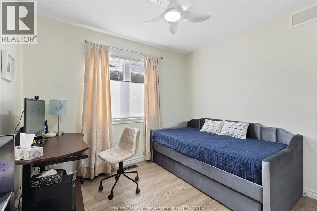 117 ARTHUR STREET North