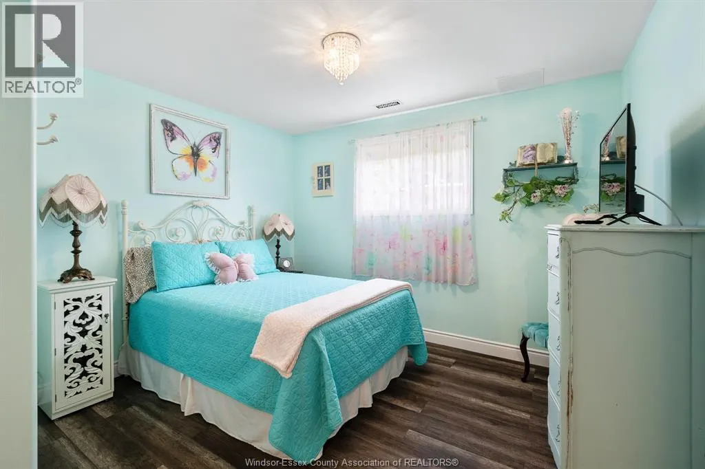 187 Mousseau CRESCENT