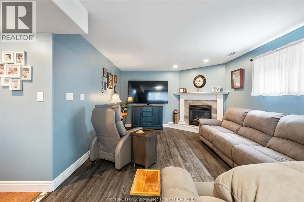 187 Mousseau CRESCENT