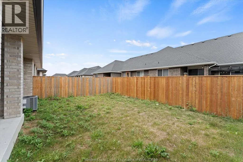 262 LIVINGSTONE CRESCENT