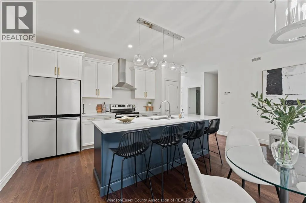 262 LIVINGSTONE CRESCENT